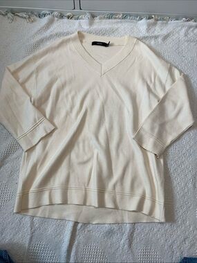 Vero Moda Cream V-Neck Lightweight Sweater